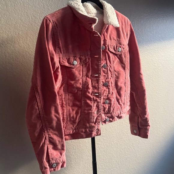 LIGHTLY WORN Old Navy Girl’s Jacket with Sherpa Lining - Picture 2 of 6